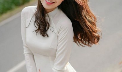 Anh Thư lộ clip 8 phút ở bồn tắm khiến CDDM dậy sóng