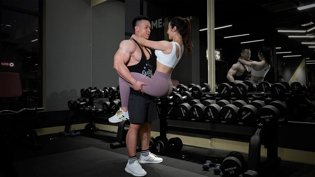 clip nhấp nhô ở phòng gym