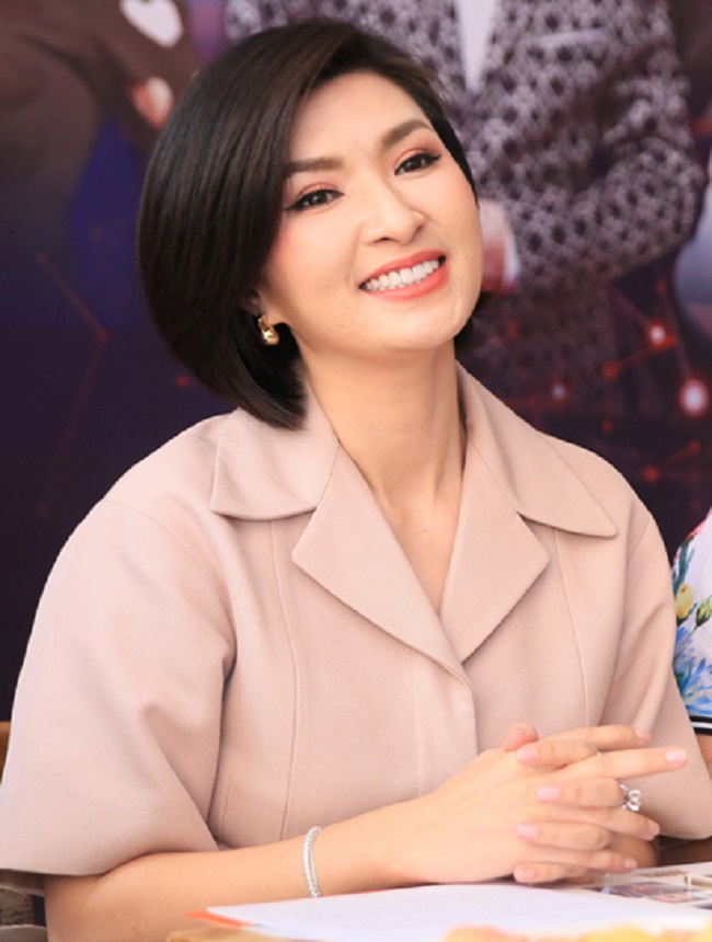 clip nguyễn hồng nhung