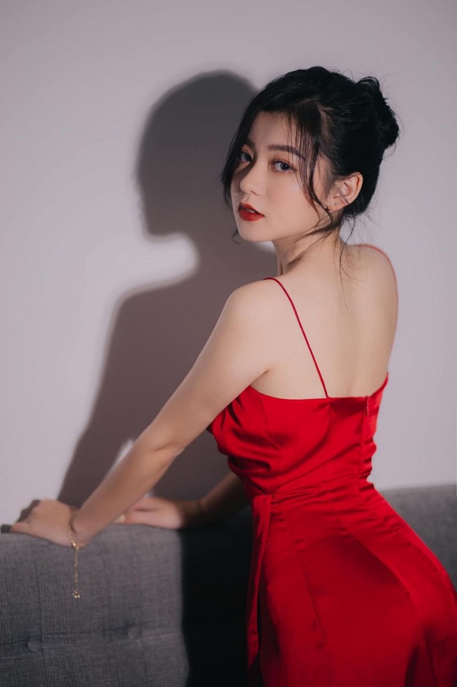 clip n&oacute;ng Trang Lucy