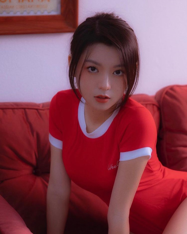 clip n&oacute;ng Trang Lucy