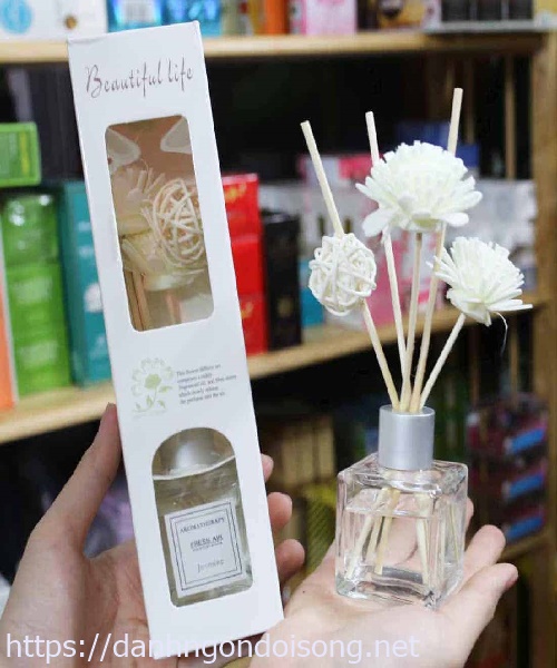 Tinh dầu từ thi&ecirc;n nhi&ecirc;n để khử m&ugrave;i