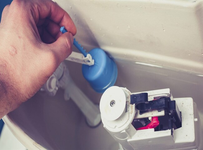 C&aacute;ch chỉnh một số loại phao bồn cầu