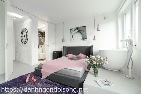Thiết kế nh&agrave; vệ sinh trong ph&ograve;ng ngủ 12m2
