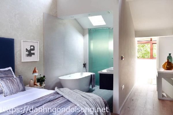 Thiết kế nh&agrave; vệ sinh trong ph&ograve;ng ngủ 12m2 đẹp