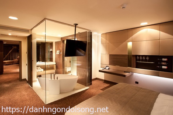Thiết kế nh&agrave; vệ sinh trong ph&ograve;ng ngủ 20m2 cực đẹp