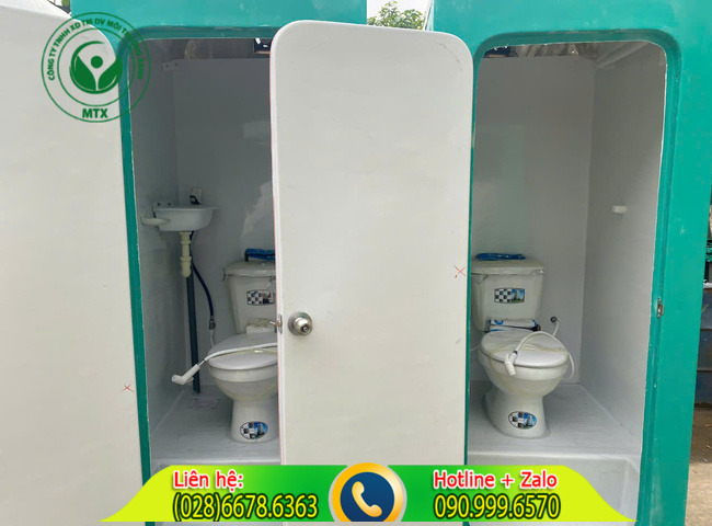 Giá của nhà vệ sinh di động 2 buồng ra sao