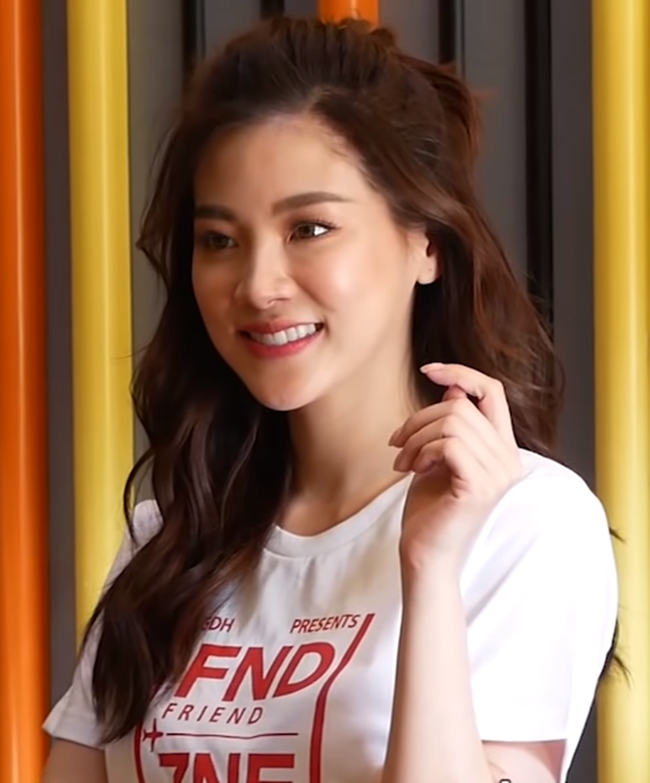 Hot clip baifern pimchanok nghi vấn lộ Clip