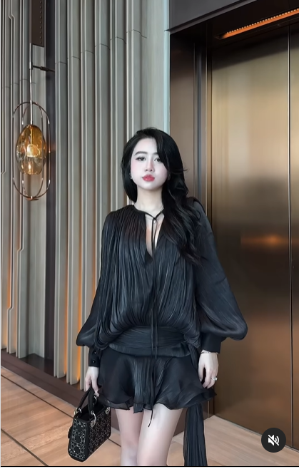 Clip n&oacute;ng L&ecirc; Kim Loan