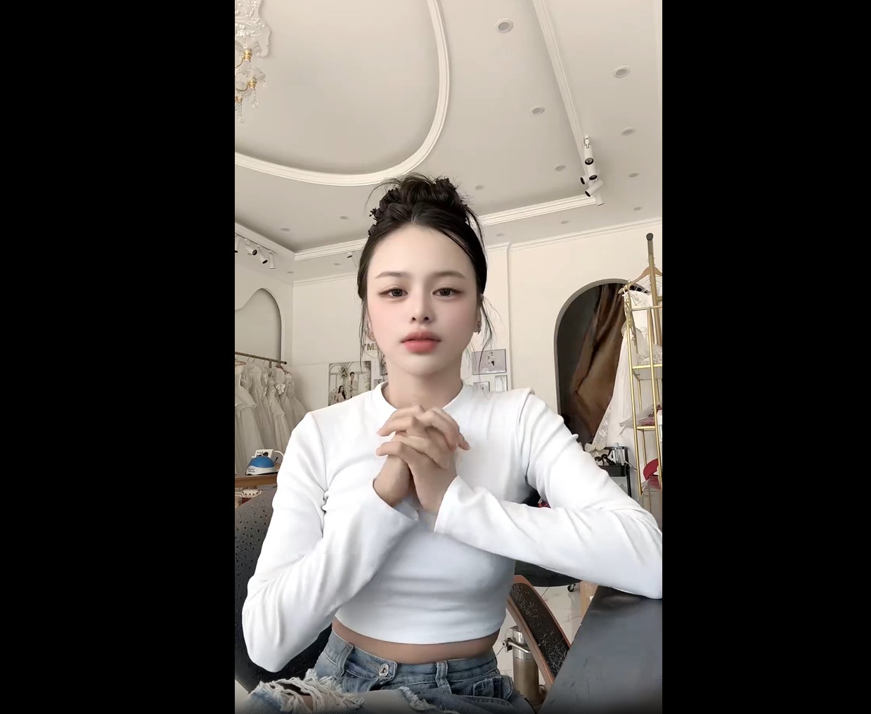 Clip n&oacute;ng Như Chu