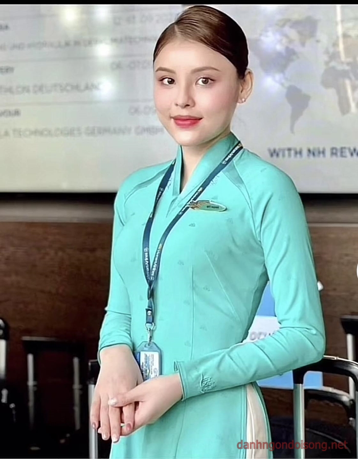Clip chống tối cổ của tiếp viên hàng không Mỹ Hạnh
