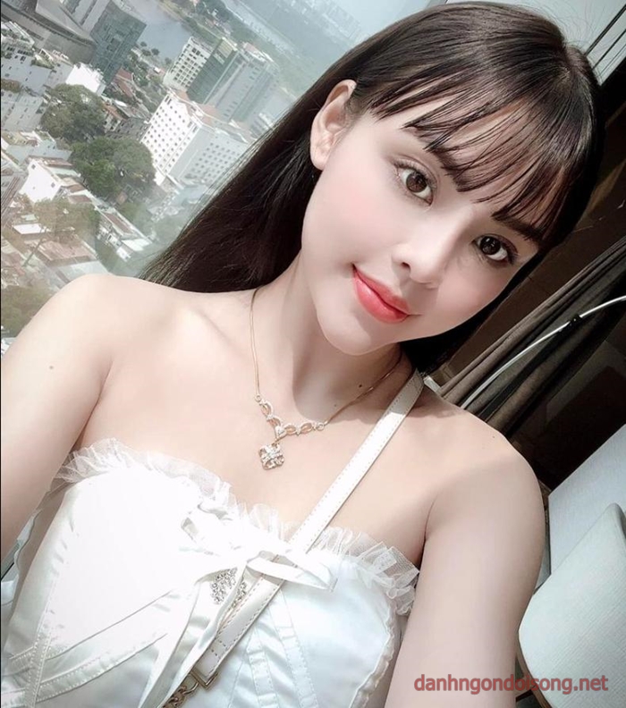 Clip chống tối cổ của tiếp viên hàng không Mỹ Hạnh