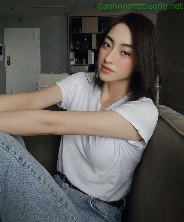 Top ảnh g&aacute;i xinh đeo mắt k&iacute;nh dễ thương