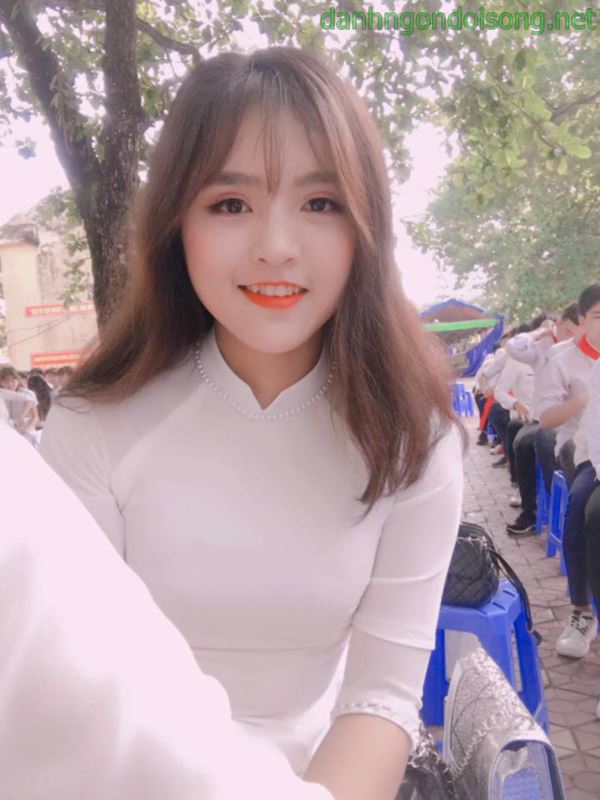Top ảnh g&aacute;i xinh đeo mắt k&iacute;nh dễ thương