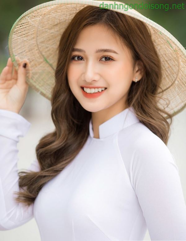 Top ảnh g&aacute;i xinh đeo mắt k&iacute;nh dễ thương
