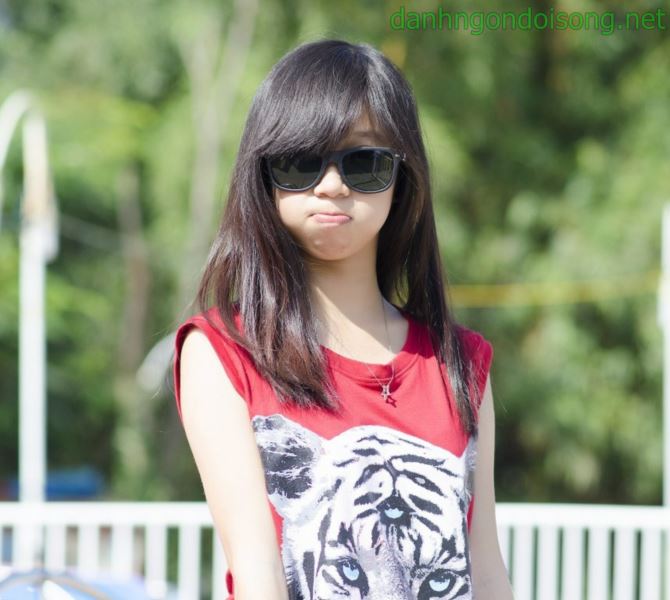 Ảnh g&aacute;i xinh t&oacute;c ngang vai 2k9