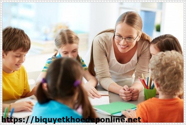 Tự học tiếng T&acirc;y Ban nha tại nh&agrave; c&ugrave;ng những người bạn