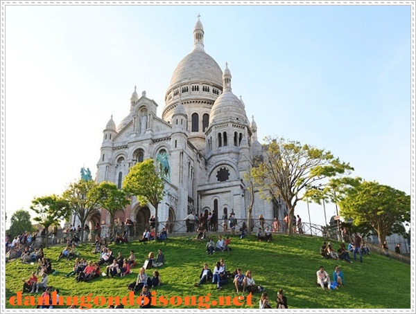 H&igrave;nh ảnh về trường ESC La Rochelle