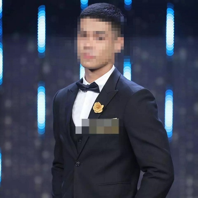 clip huy kai khoe hàng