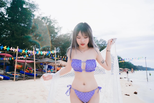 streamer Heli A lộ ảnh n&oacute;ng 3