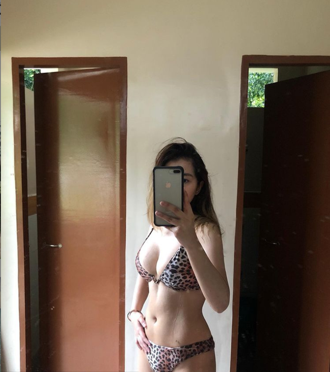 streamer Tricia Potato lộ ảnh n&oacute;ng 9