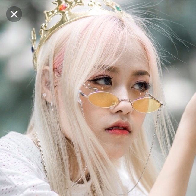 Tiktoker Trà Đặng lộ ảnh nóng 10