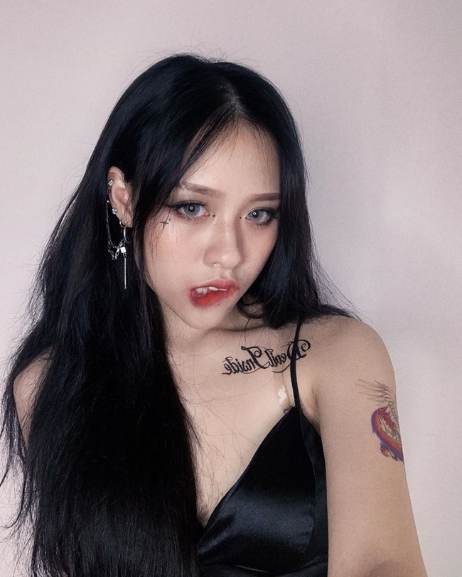 Tiktoker Trà Đặng lộ ảnh nóng 5