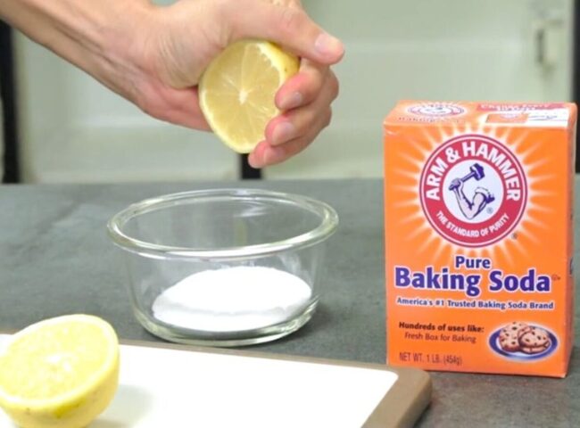 C&aacute;ch tẩy sạch v&ograve;i nước inox tốt