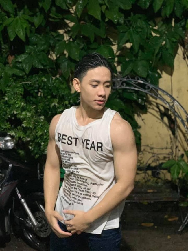 xem clip n&oacute;ng được cho l&agrave; của hot tiktoker 6 m&uacute;i sinh vi&ecirc;n trường con nh&agrave; gi&agrave;u rmit